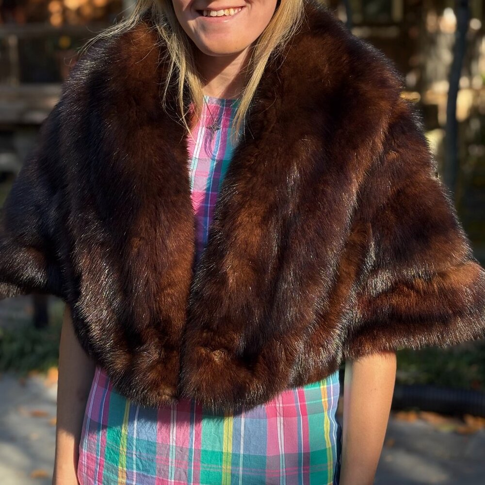SABLE STOLE JACKET- SUPERIOR CONDITION